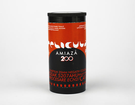 Pelicula Amiază 200